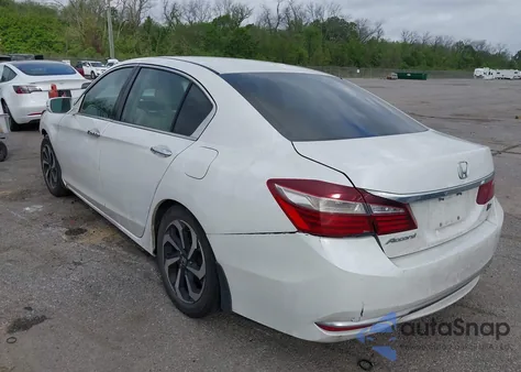 2017 Honda Accord Ex-L z USA, uszkodzony, nr VIN 1HGCR2F87HA122311